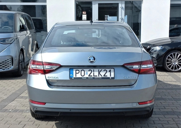 Skoda Superb cena 87900 przebieg: 98000, rok produkcji 2019 z Krzepice małe 277